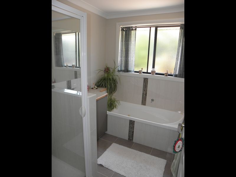 80 Stirling Drive, Lakes Entrance VIC 3909