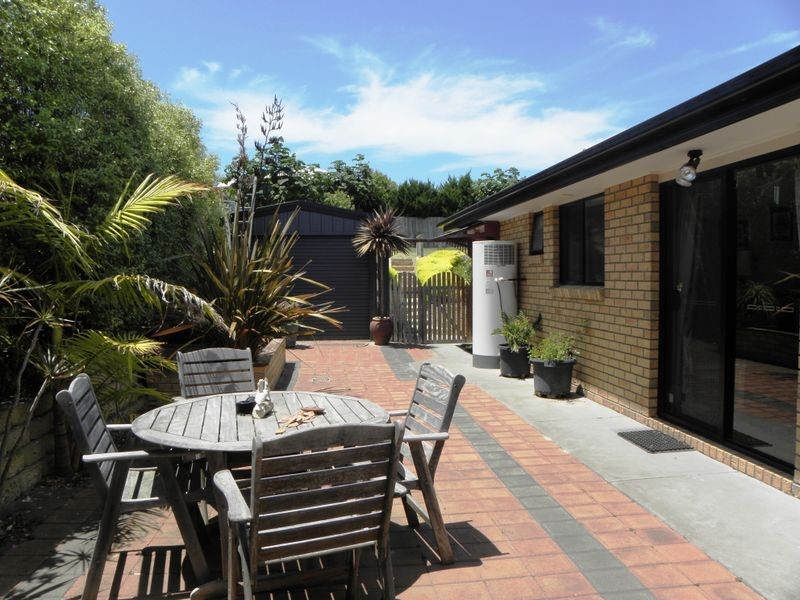 80 Stirling Drive, Lakes Entrance VIC 3909