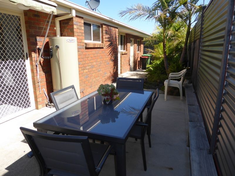 11 Broome Street, Lakes Entrance VIC 3909