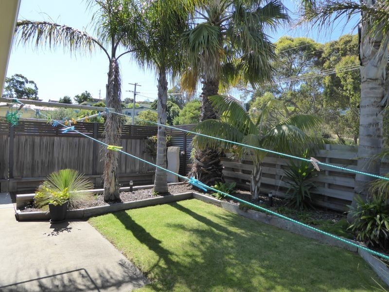11 Broome Street, Lakes Entrance VIC 3909