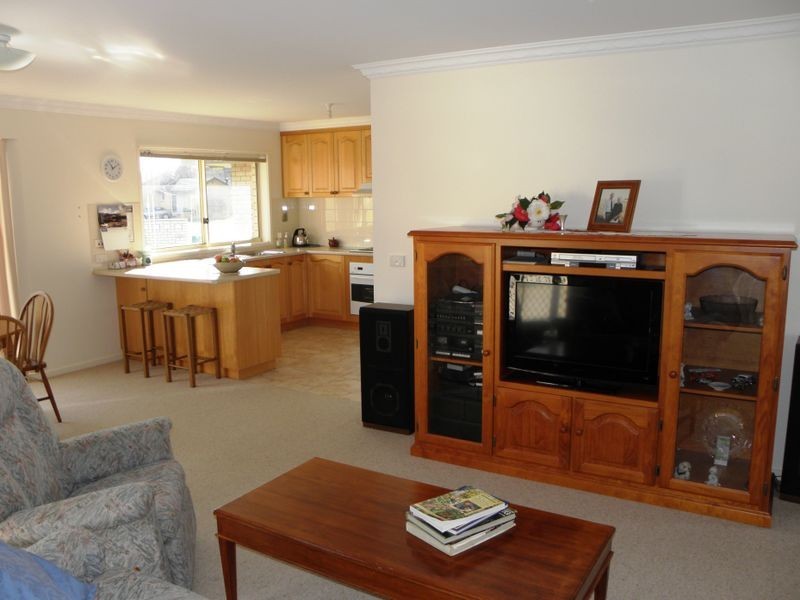 3/16-20 Roadknight Street, Lakes Entrance VIC 3909