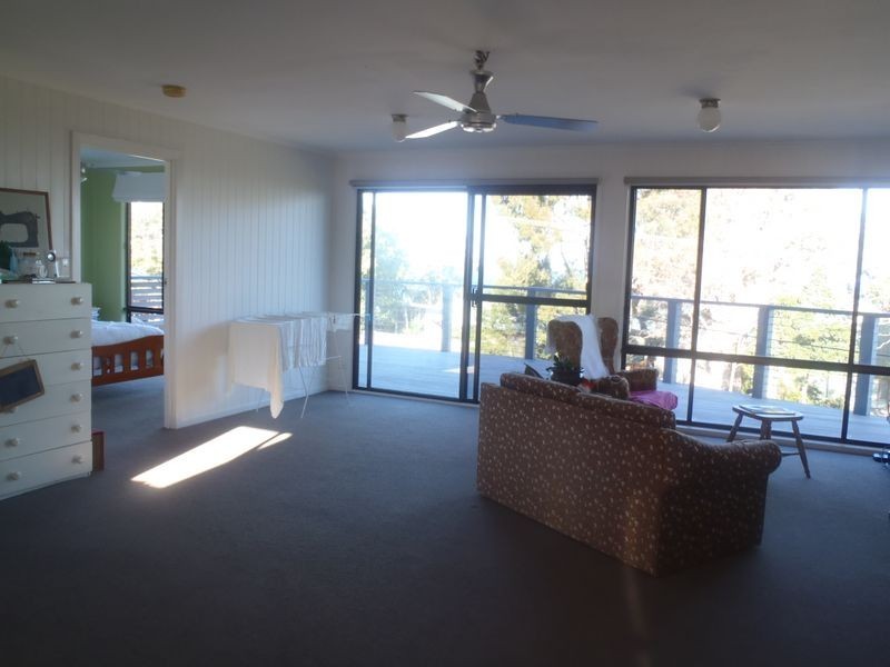 51 Oceanview Parade, Lakes Entrance VIC 3909