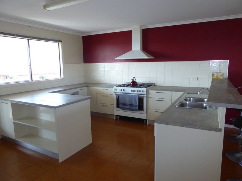 34 Outlook Drive, Lake Tyers Beach VIC 3909