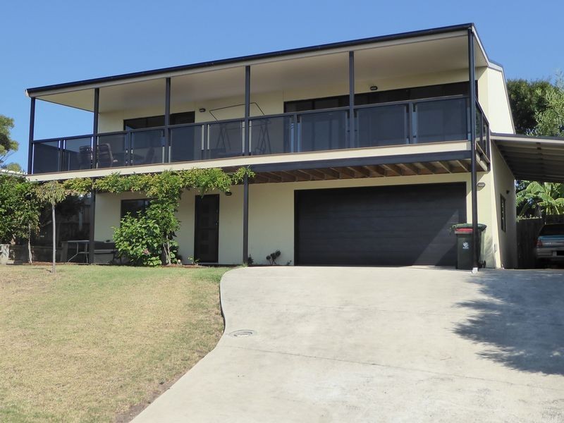 34 Outlook Drive, Lake Tyers Beach VIC 3909