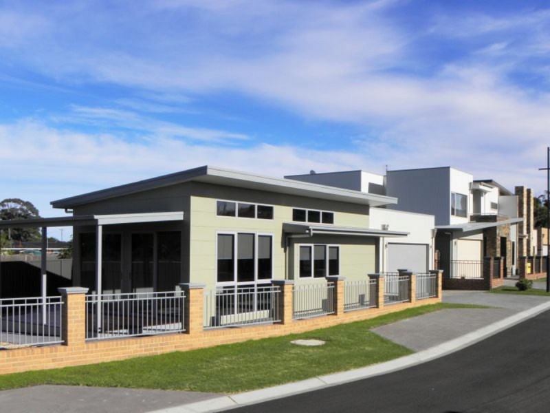 9 Penang Boardwalk, Lakes Entrance VIC 3909