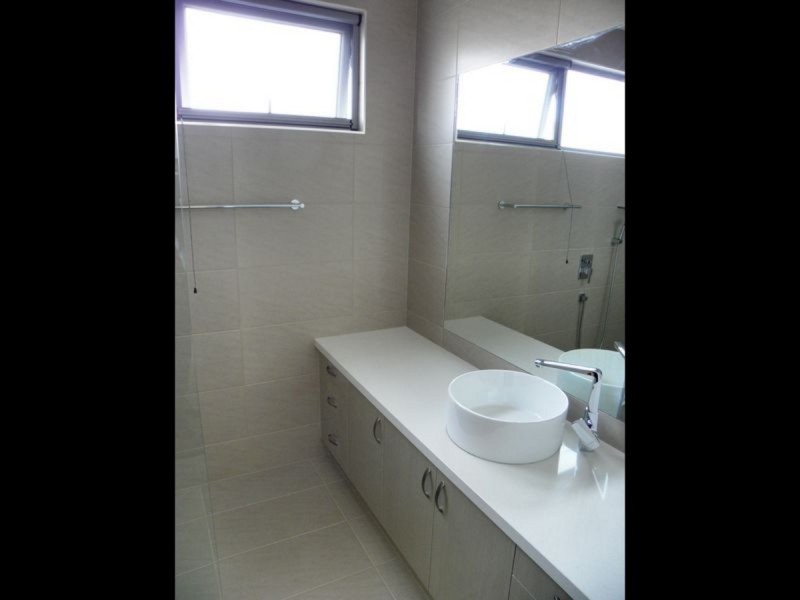 9 Penang Boardwalk, Lakes Entrance VIC 3909