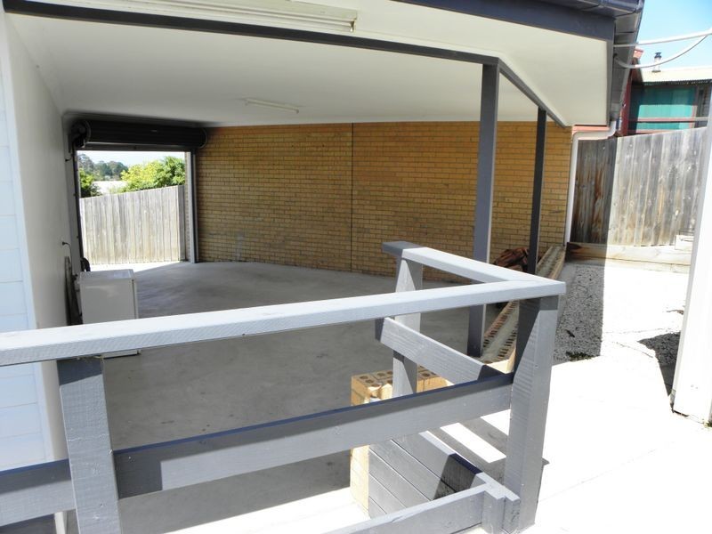 27 West Crescent, Lakes Entrance VIC 3909