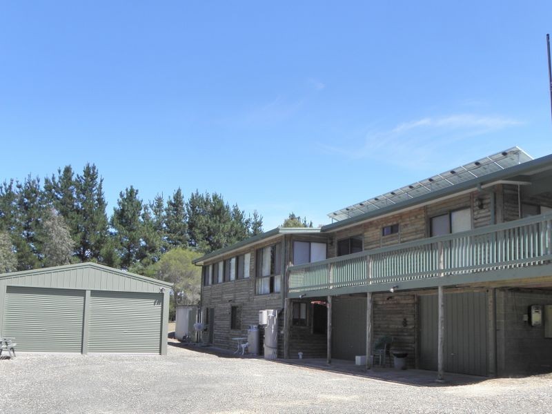 25 Mitchelson Court, Lakes Entrance VIC 3909