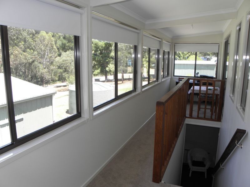 25 Mitchelson Court, Lakes Entrance VIC 3909