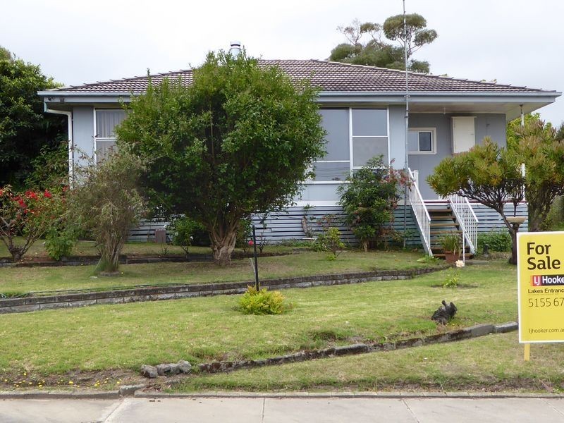 28 Bogong Street, Lakes Entrance VIC 3909