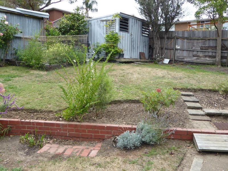 28 Bogong Street, Lakes Entrance VIC 3909