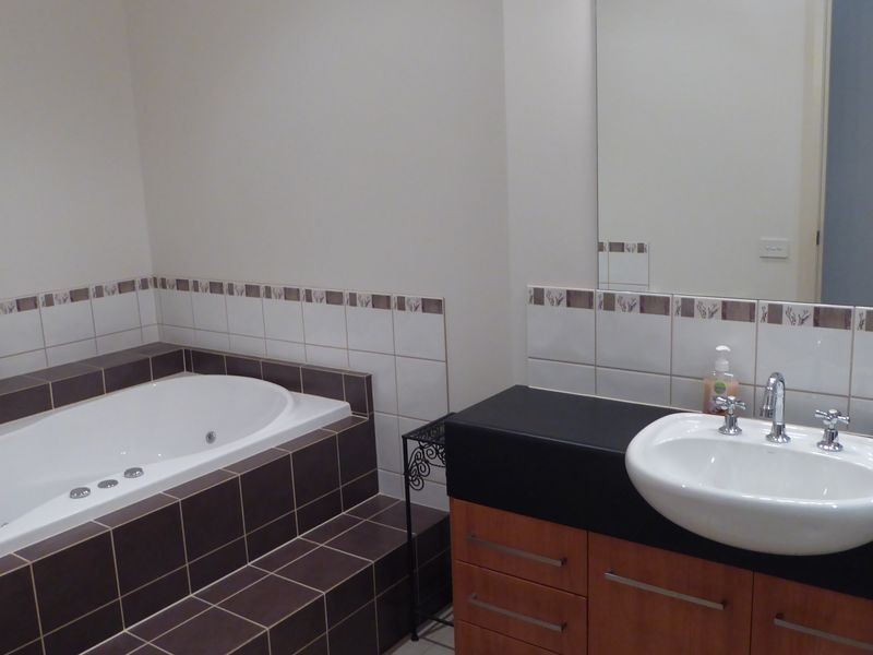 437 Lake Tyers Beach Road, Lake Tyers Beach VIC 3909