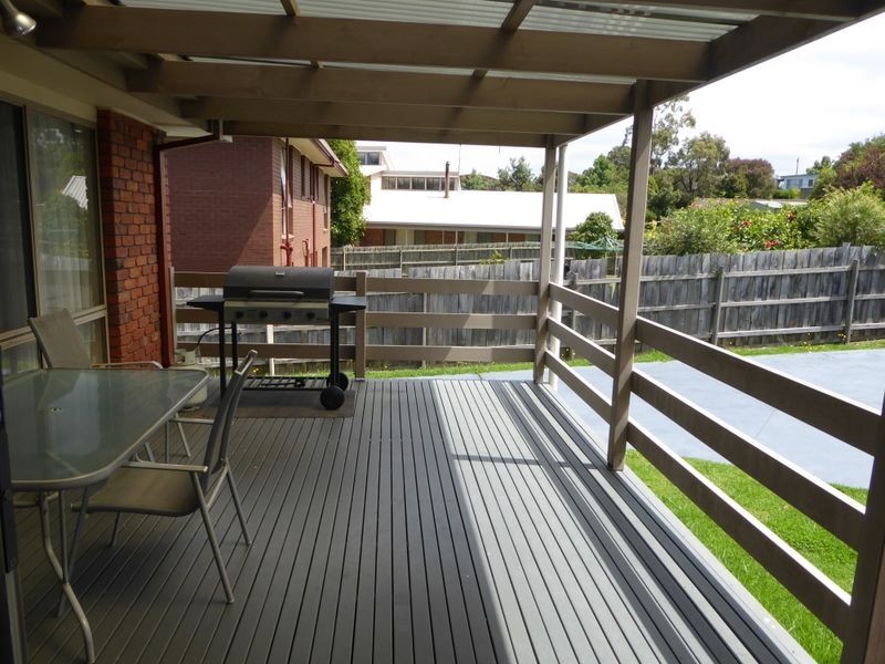 30 Nautilus Way, Lakes Entrance VIC 3909