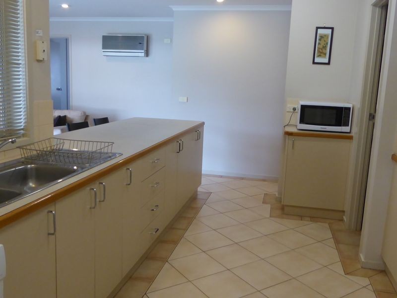 30 Nautilus Way, Lakes Entrance VIC 3909