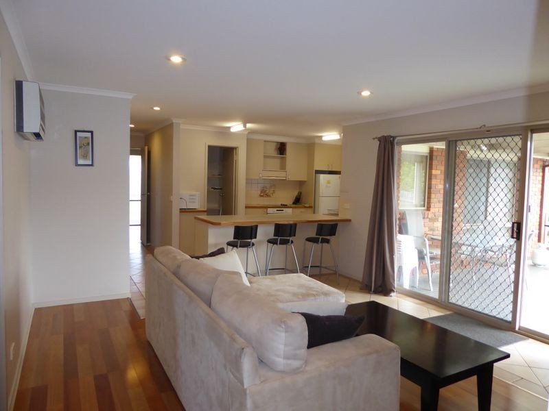 30 Nautilus Way, Lakes Entrance VIC 3909