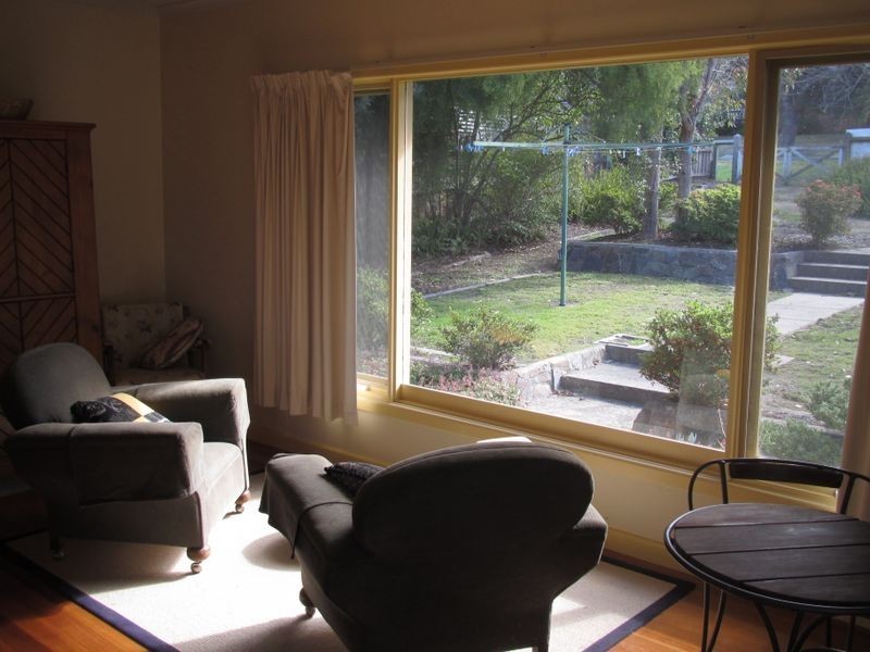 2 Laurence Street, Lakes Entrance VIC 3909