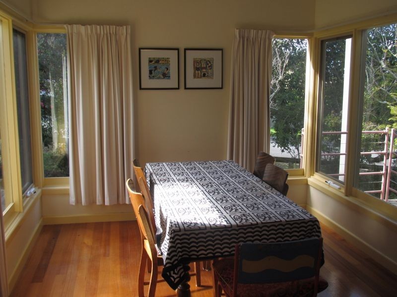 2 Laurence Street, Lakes Entrance VIC 3909