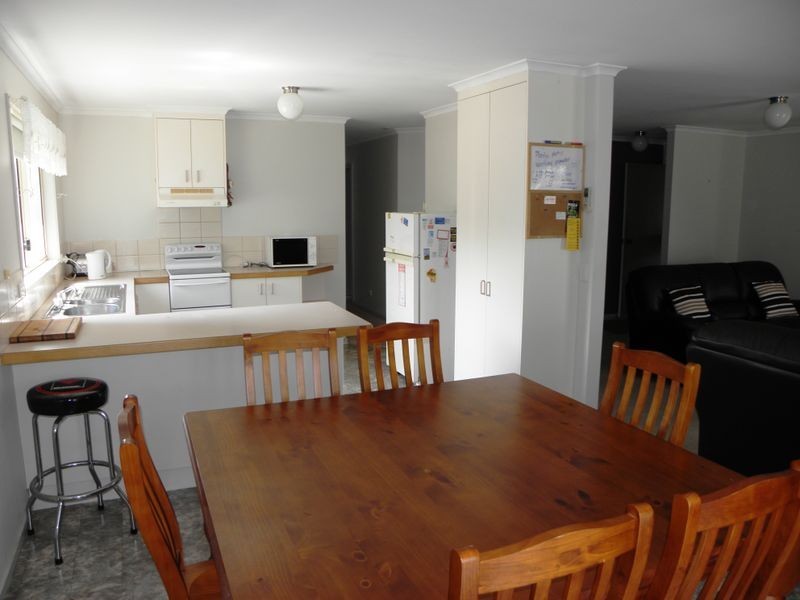 52 Hunters Lane, Kalimna VIC 3909