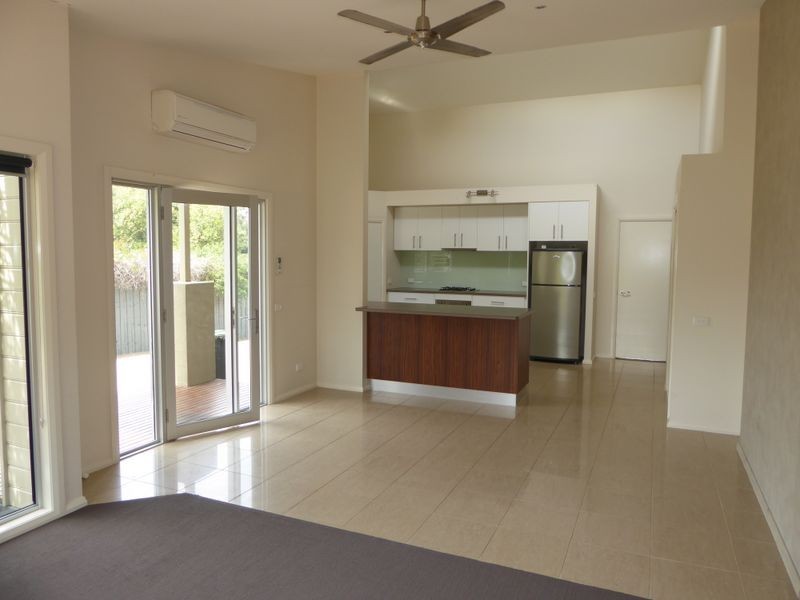 24 Laughtons Road, Kalimna VIC 3909