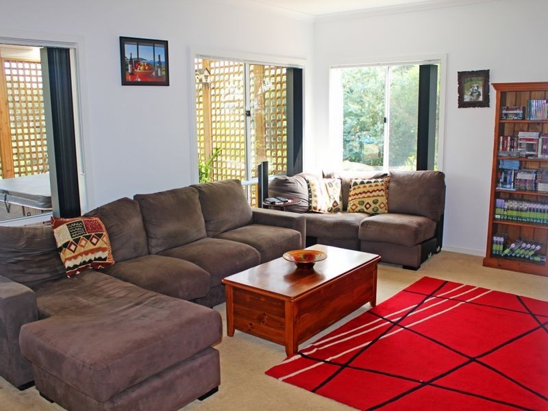 97 Albatross Road, Kalimna VIC 3909