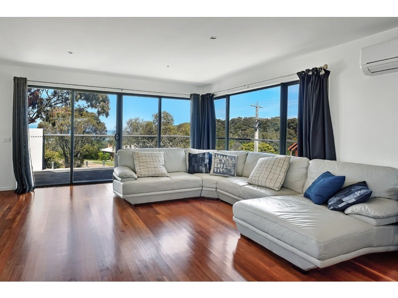 64 Hazel Road, Lakes Entrance VIC 3909