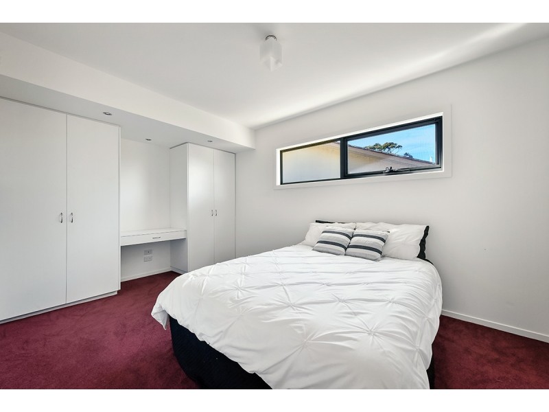 64 Hazel Road, Lakes Entrance VIC 3909