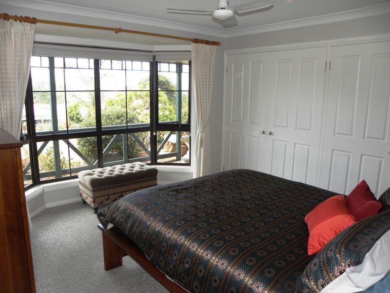 57 Lindamay Court, Lakes Entrance VIC 3909