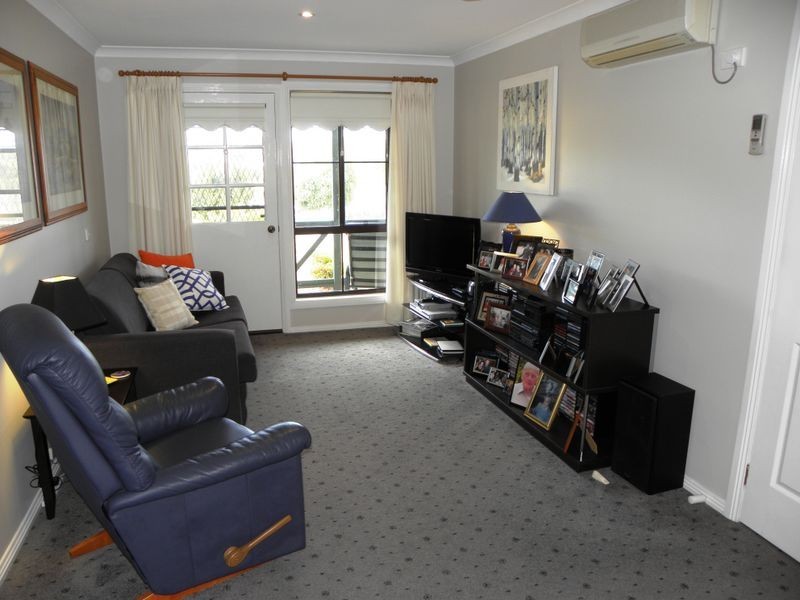 57 Lindamay Court, Lakes Entrance VIC 3909