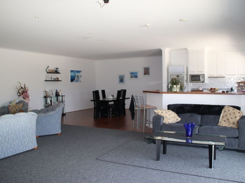129 Palmers Road, Lakes Entrance VIC 3909