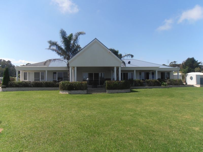 129 Palmers Road, Lakes Entrance VIC 3909