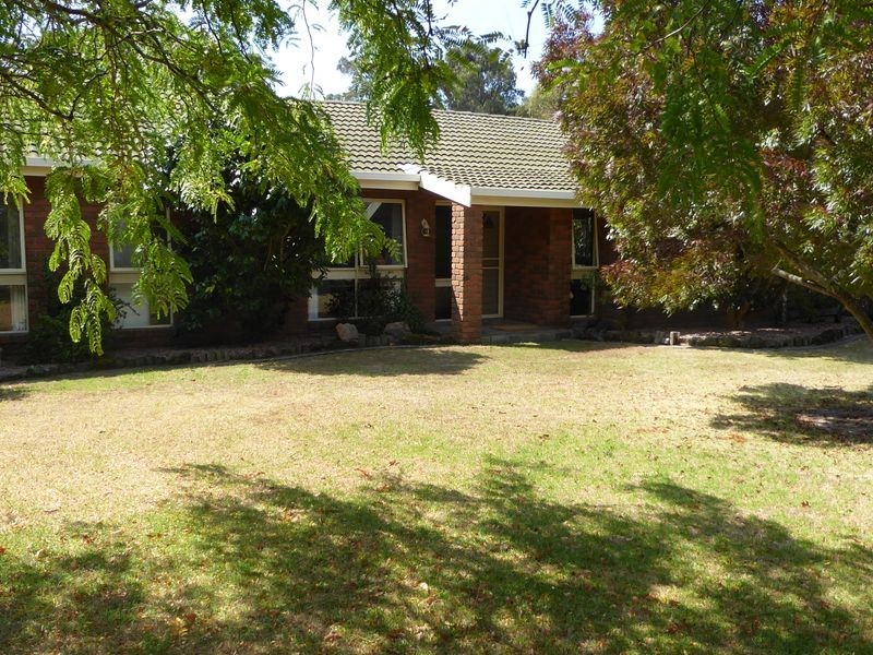 61 Point Road, Lakes Entrance VIC 3909