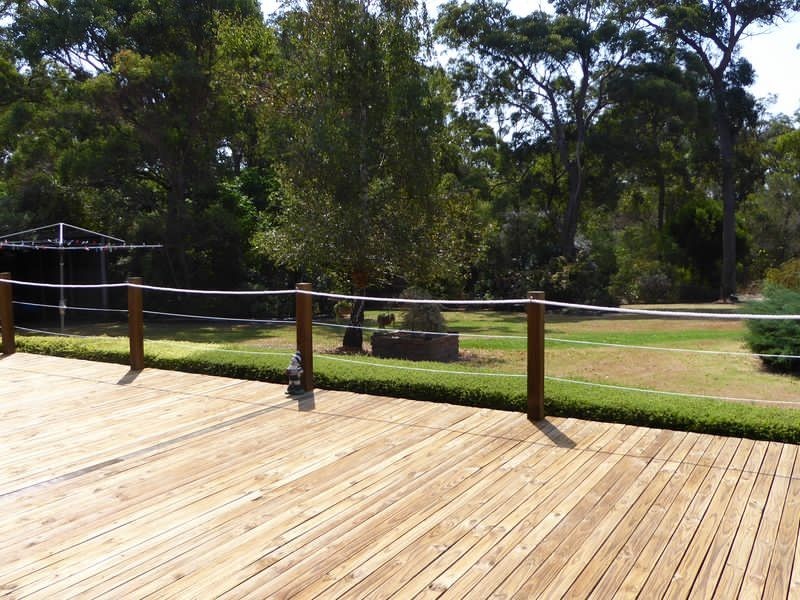 61 Point Road, Lakes Entrance VIC 3909
