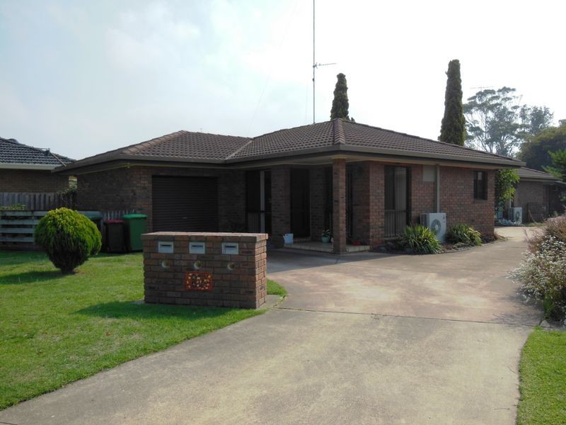 1/87 Roadknight Street, Lakes Entrance VIC 3909