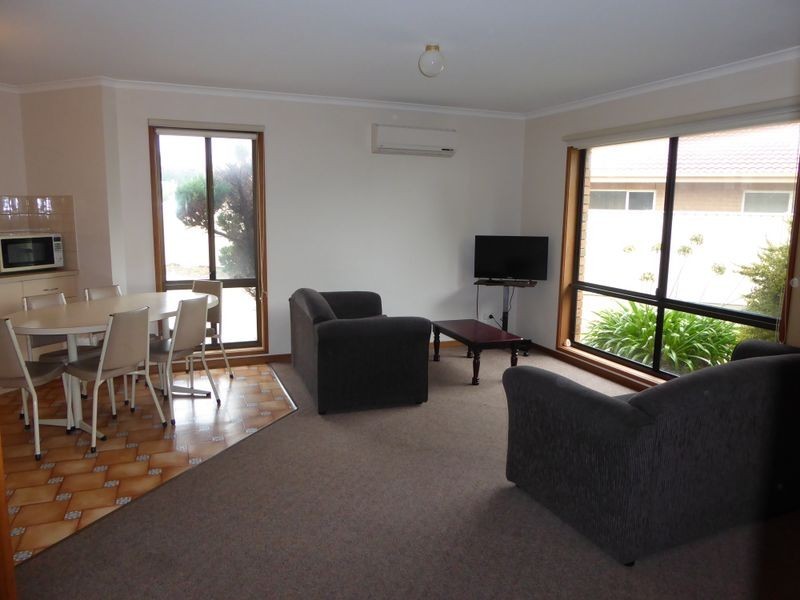 1/50 Myer Street, Lakes Entrance VIC 3909