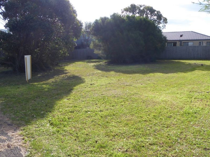 443 Lake Tyers Beach Road, Lake Tyers Beach VIC 3909