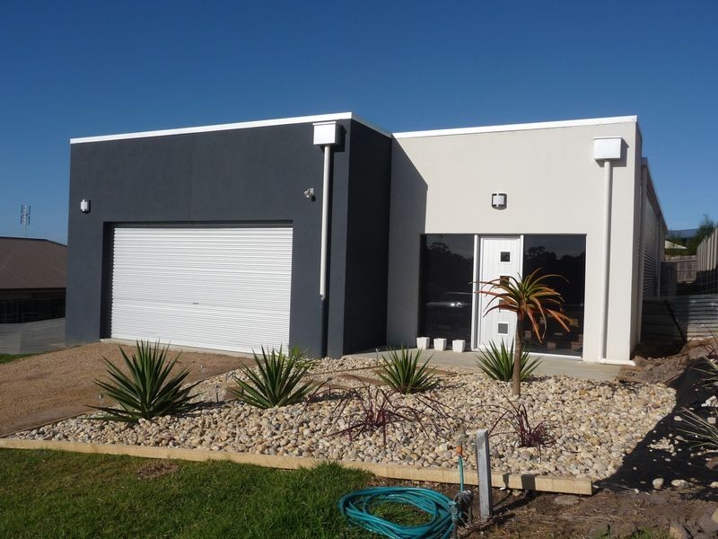 52 Albatross Road, Kalimna VIC 3909