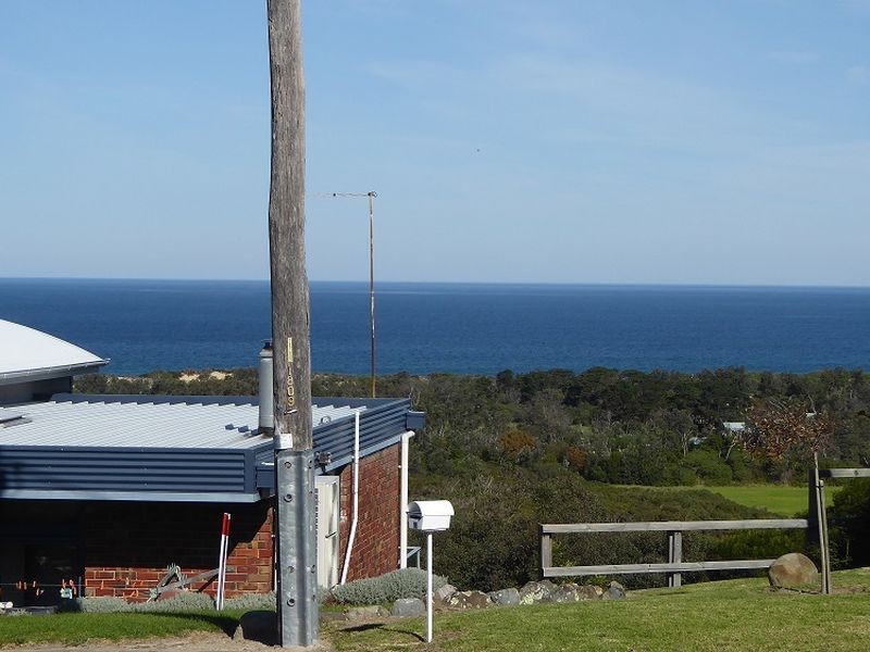 14 New Street, Lakes Entrance VIC 3909