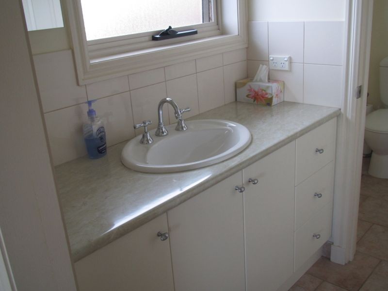 5 Bills Street, Lakes Entrance VIC 3909