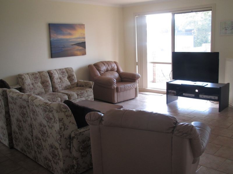 5 Bills Street, Lakes Entrance VIC 3909