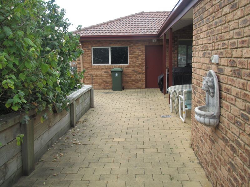 5 Bills Street, Lakes Entrance VIC 3909
