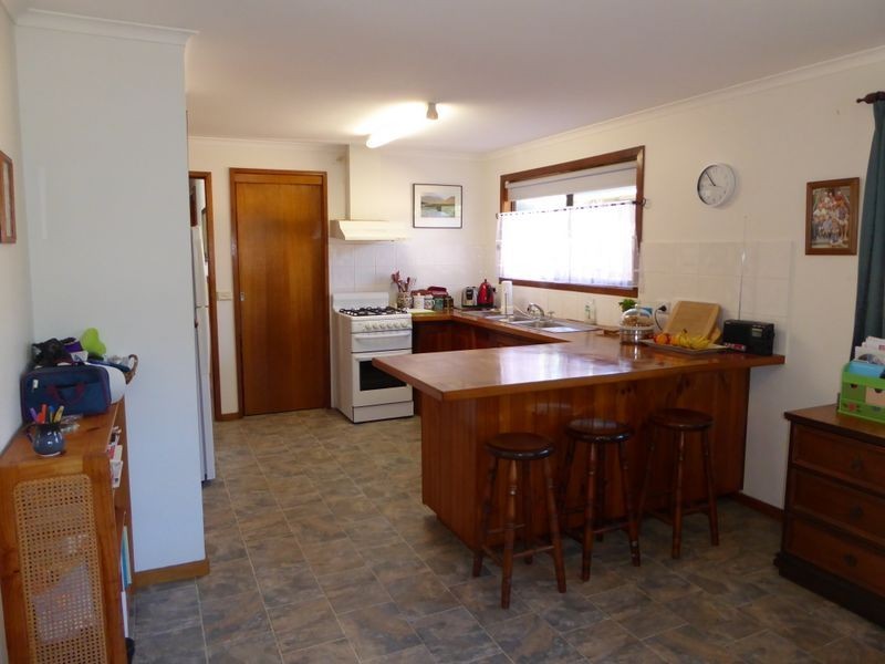 20 Reeves Street, Kalimna VIC 3909