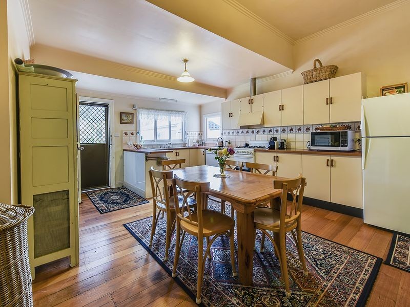 3 – 5 Princes Highway, Lakes Entrance VIC 3909