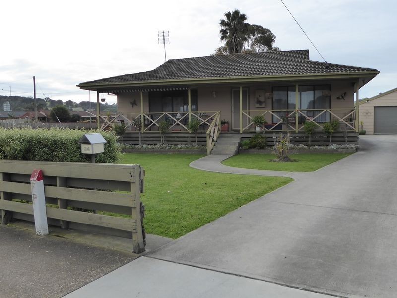34 Jemmeson Street, Lakes Entrance VIC 3909
