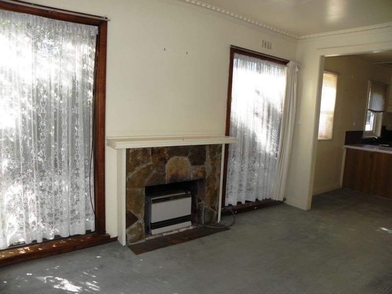 36 Carpenter Street, Lakes Entrance VIC 3909