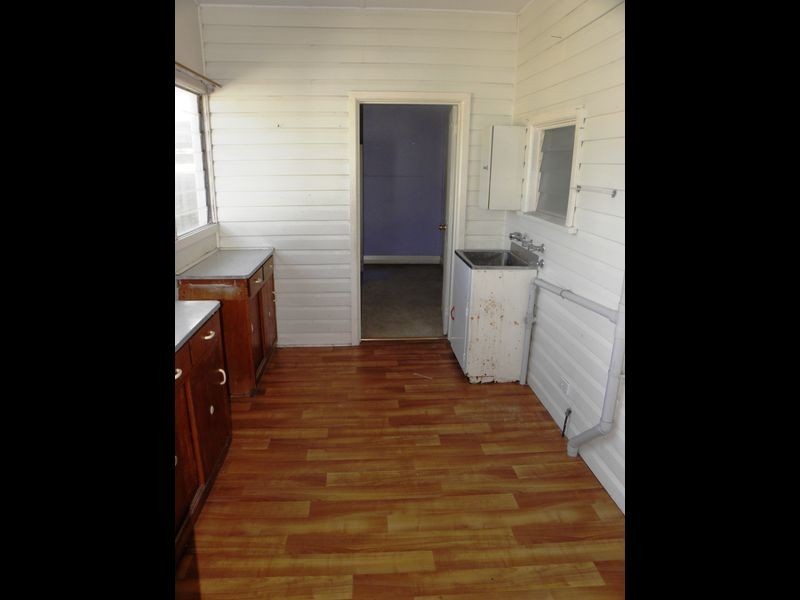 36 Carpenter Street, Lakes Entrance VIC 3909