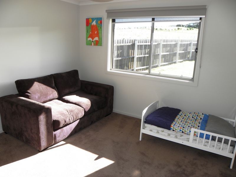 10 Luke Court, Lakes Entrance VIC 3909