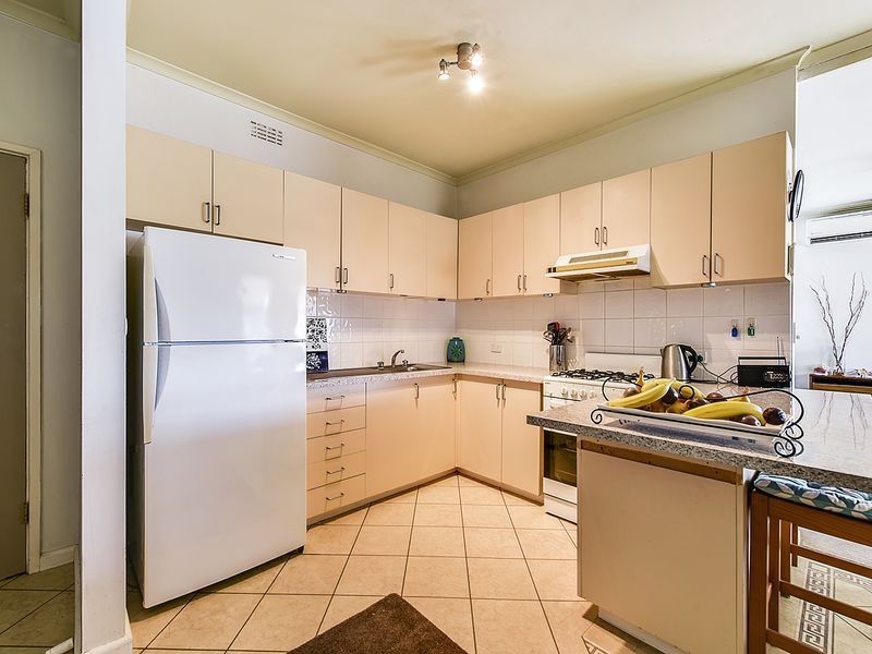 28 West Crescent, Lakes Entrance VIC 3909