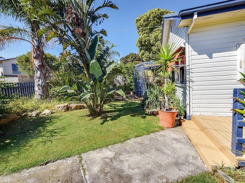 28 West Crescent, Lakes Entrance VIC 3909