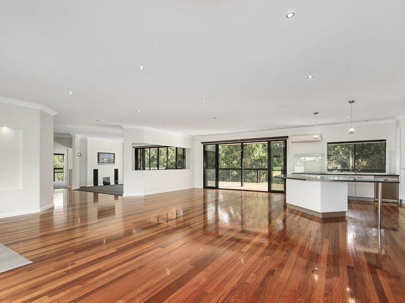 30 Mitchelson Court, Lakes Entrance VIC 3909