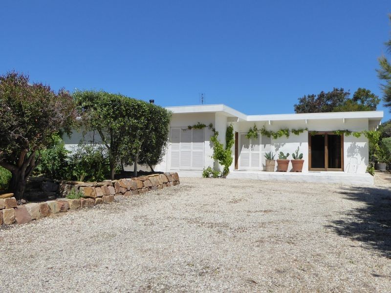 5 Larkins Place, Lake Tyers Beach VIC 3909
